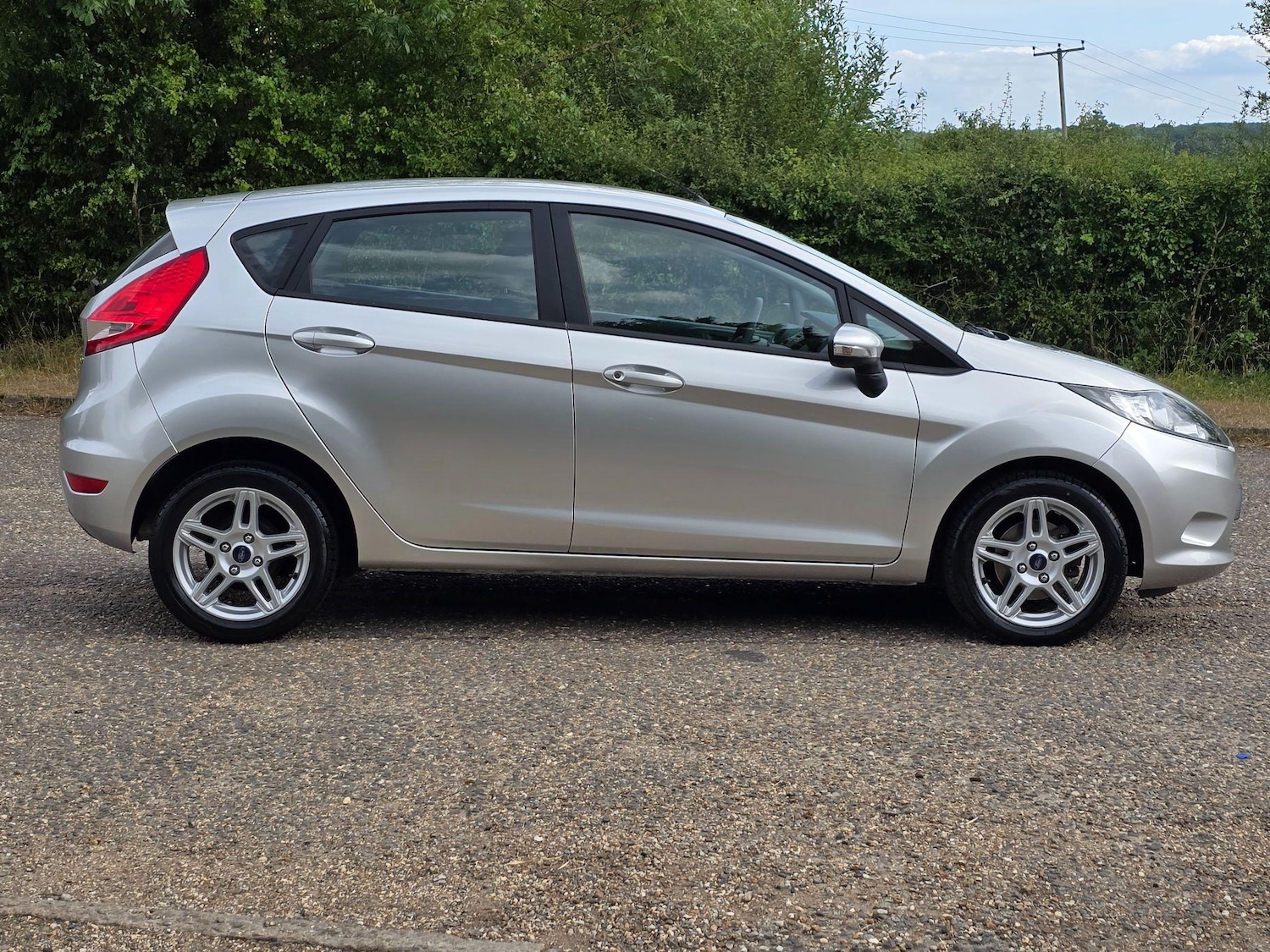 Used Ford Fiesta 2010 for sale - 76649570: Photo 6