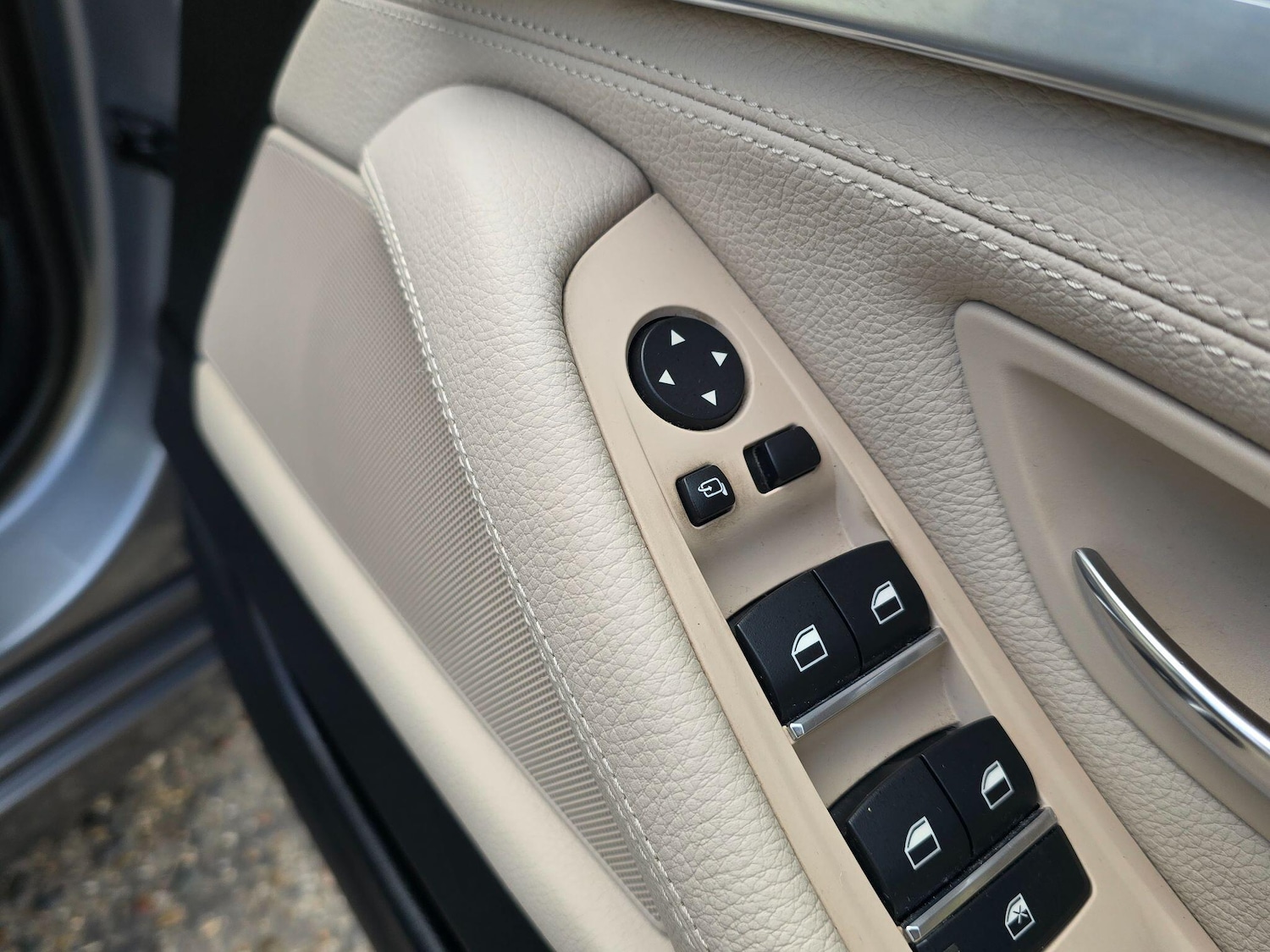 Used BMW 5 Series 2010 for sale - 77262842: Photo 22