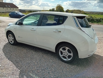 Used Nissan Leaf 2017 for sale - 78302758: Photo