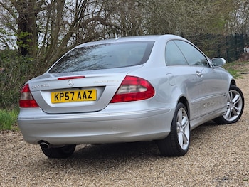 Used Mercedes-Benz CLK 2007 for sale - 77919088: Photo