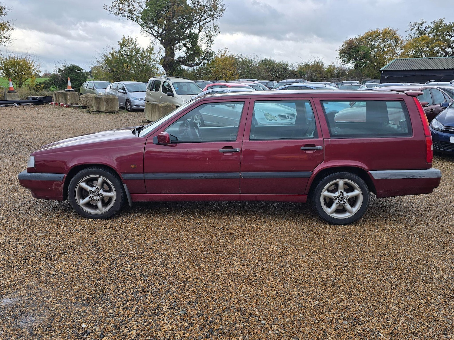 Used Volvo 850 1996 for sale - 76433348: Photo 6