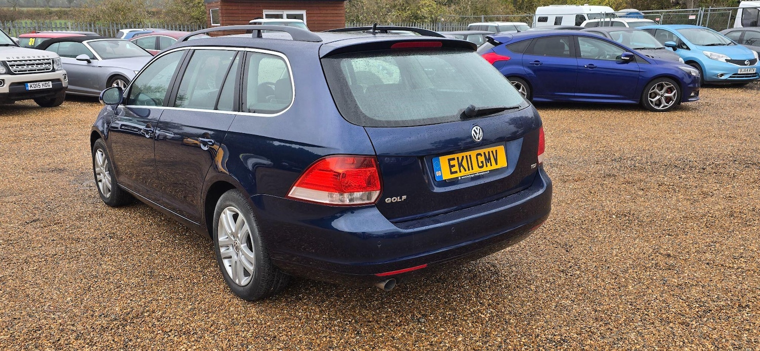 Used Volkswagen Golf 2011 for sale - 76649543: Photo 3