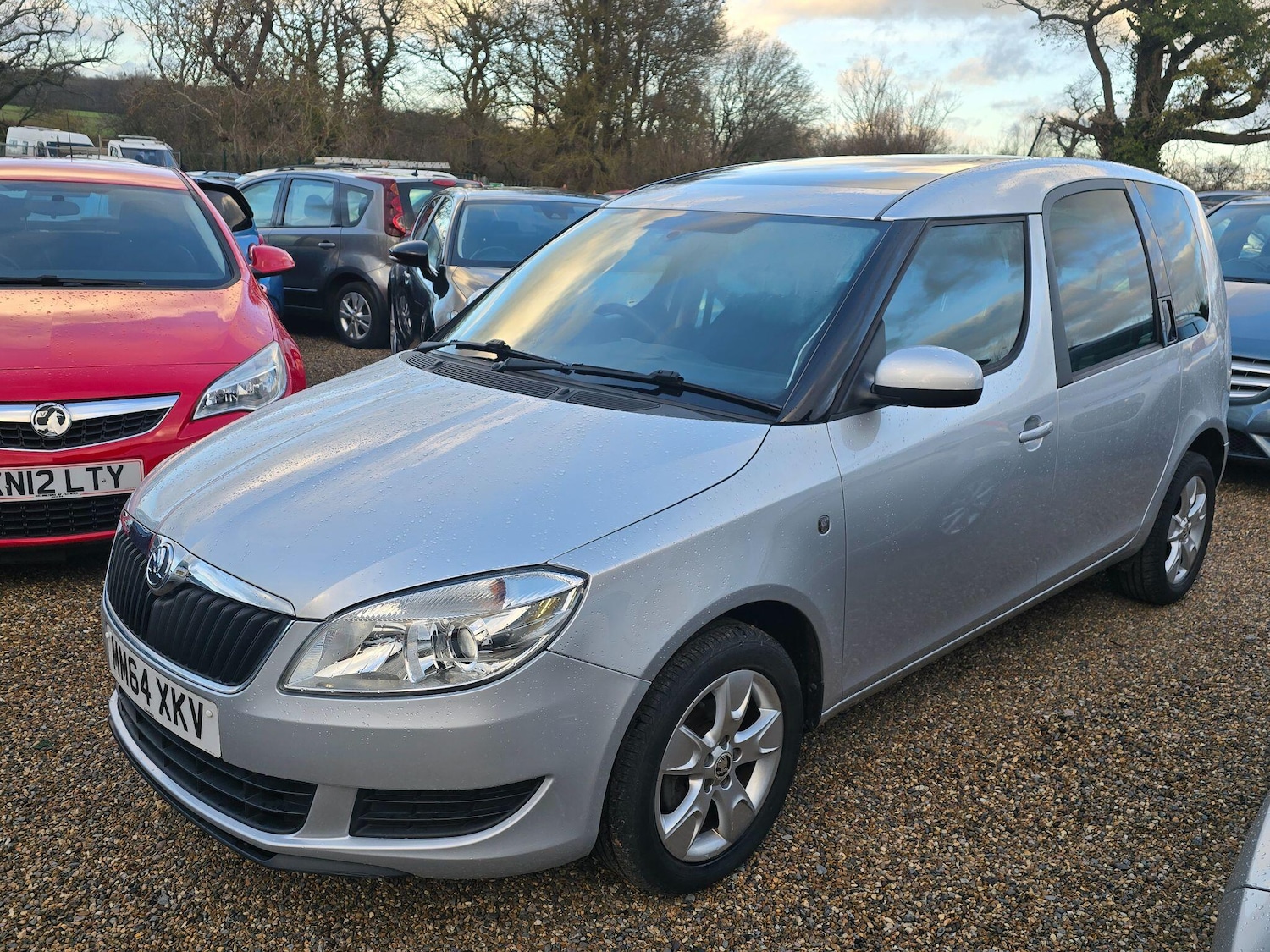 Used Skoda Roomster 2015 for sale - 77232348: Photo 2