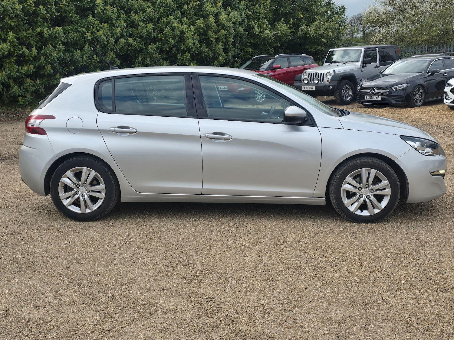 Used Peugeot 308 2014 for sale - 78098432: Photo 5