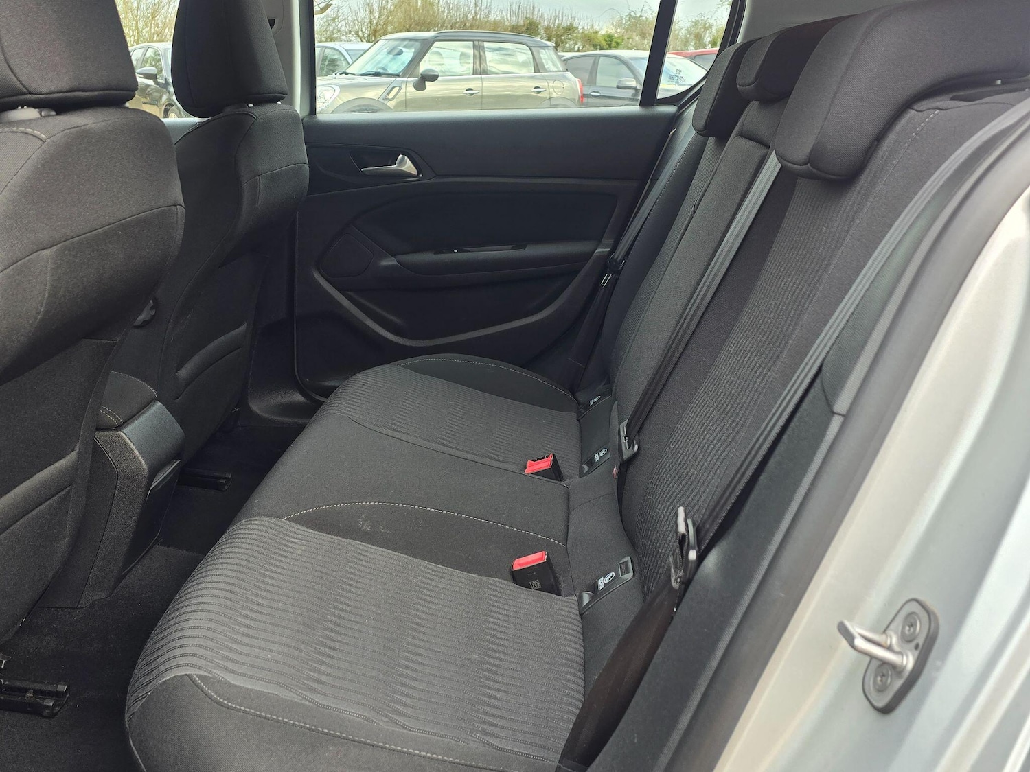 Used Peugeot 308 2014 for sale - 78098432: Photo 8