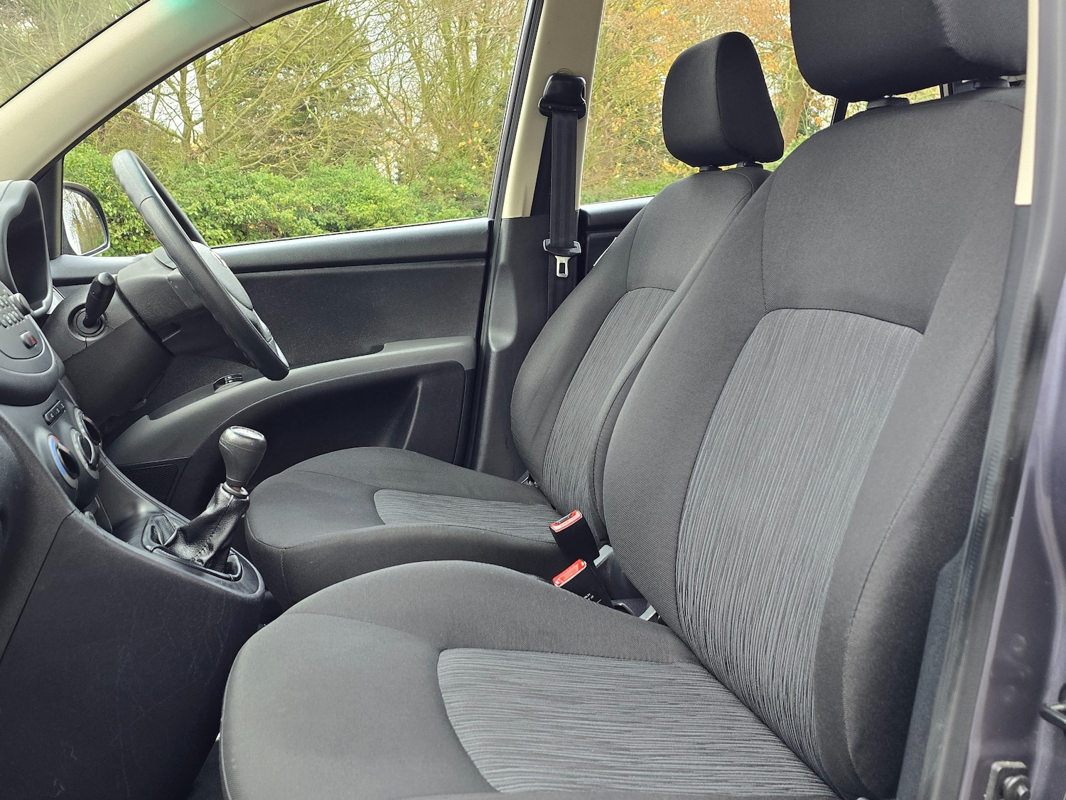 Used Hyundai i10 2014 for sale - 76653848: Photo 12