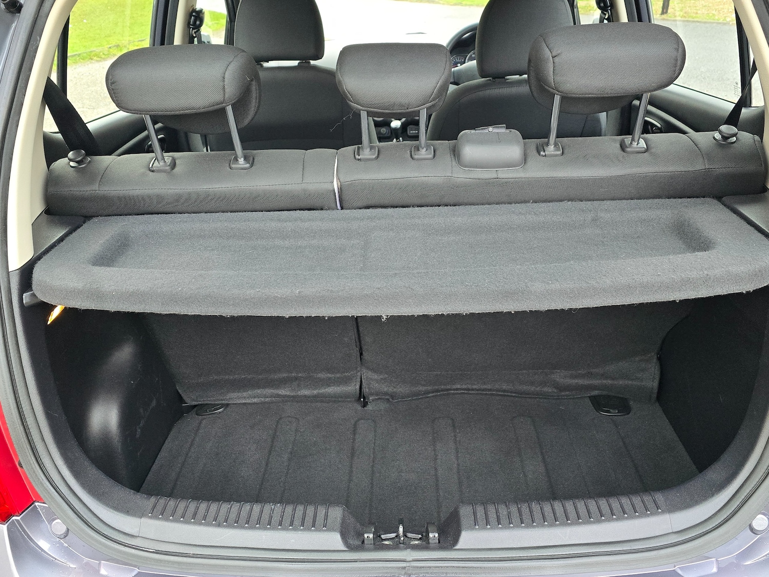 Used Hyundai i10 2014 for sale - 76653848: Photo 9