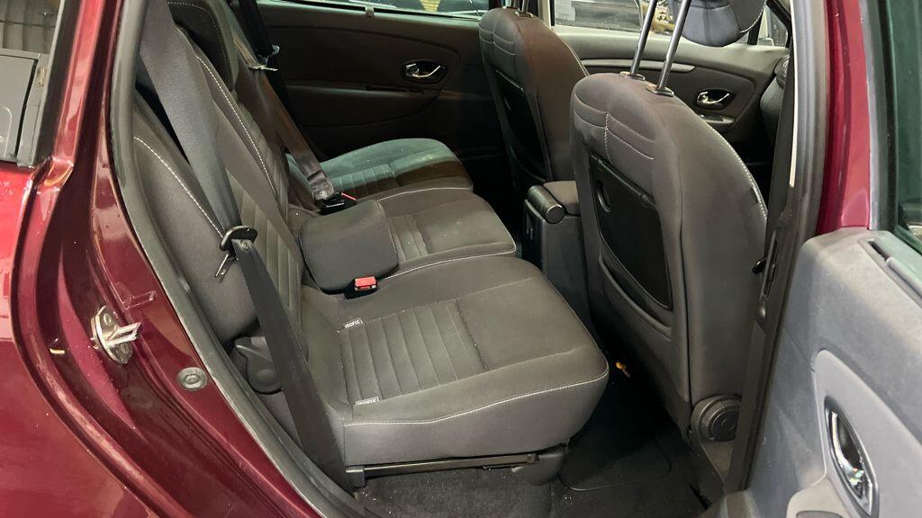 Used Renault Scenic 2015 for sale - 76360749: Photo 8