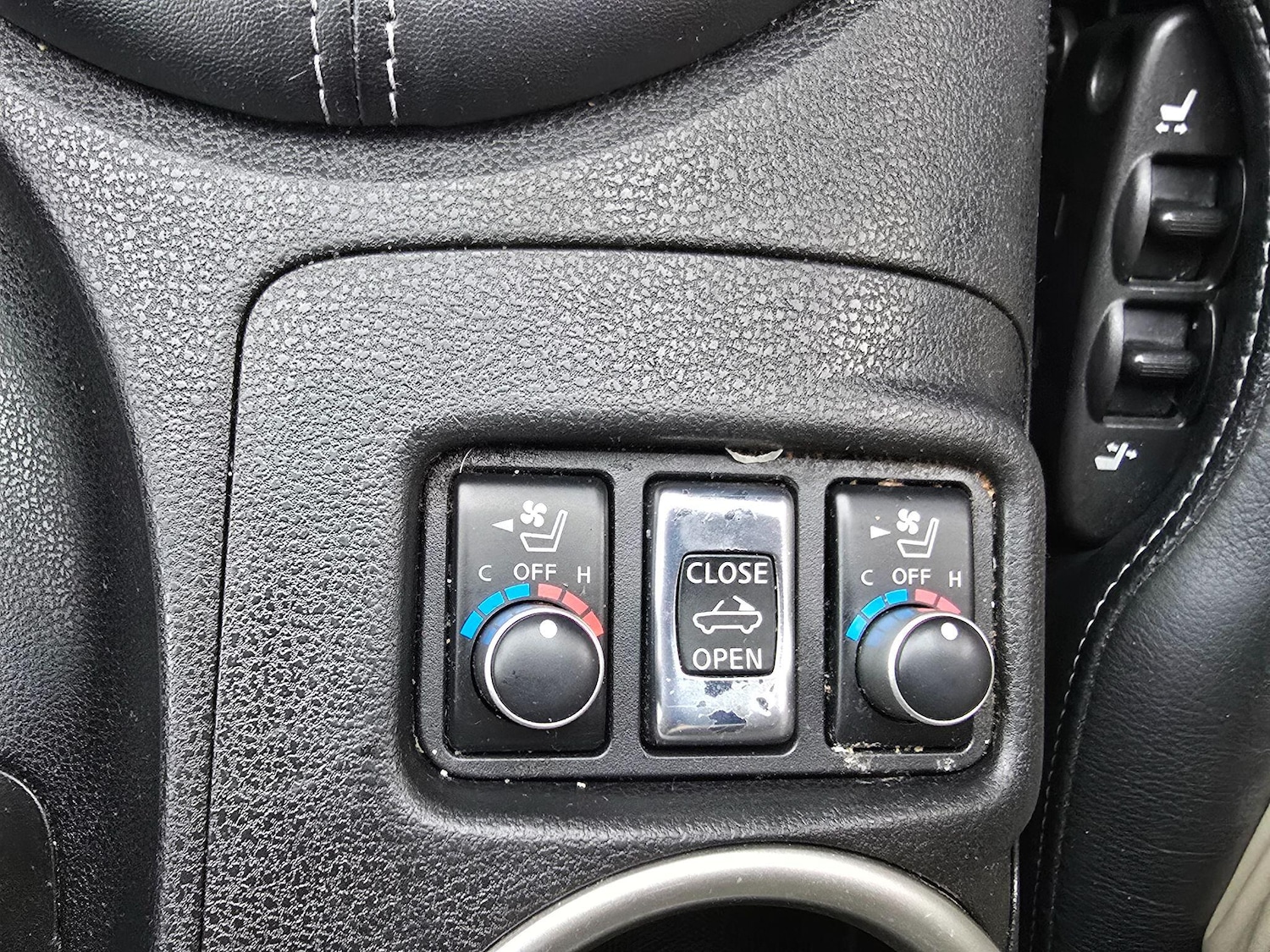 Used Nissan 370 Z 2016 for sale - 77122680: Photo 10