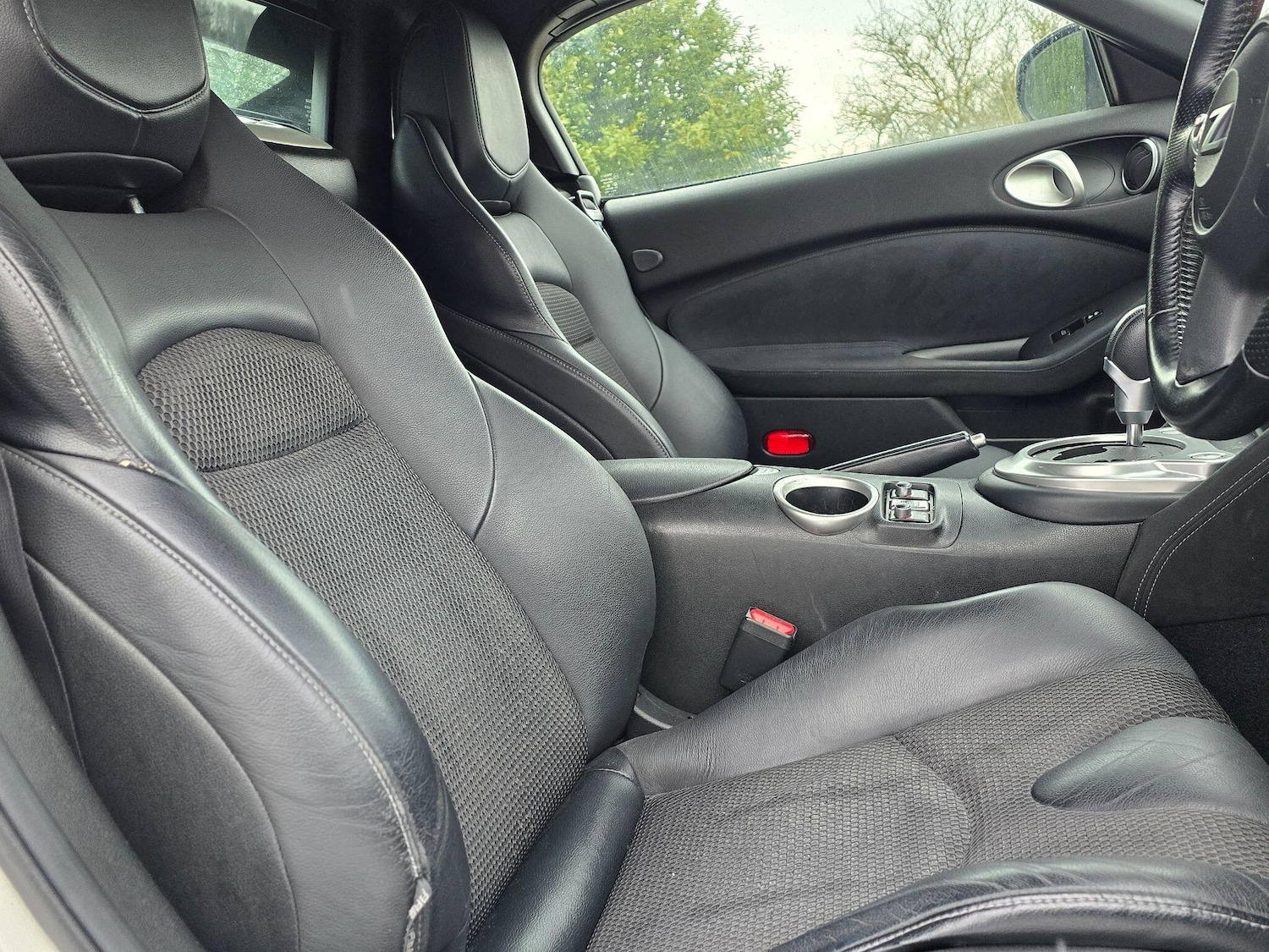 Used Nissan 370 Z 2016 for sale - 77122680: Photo 7