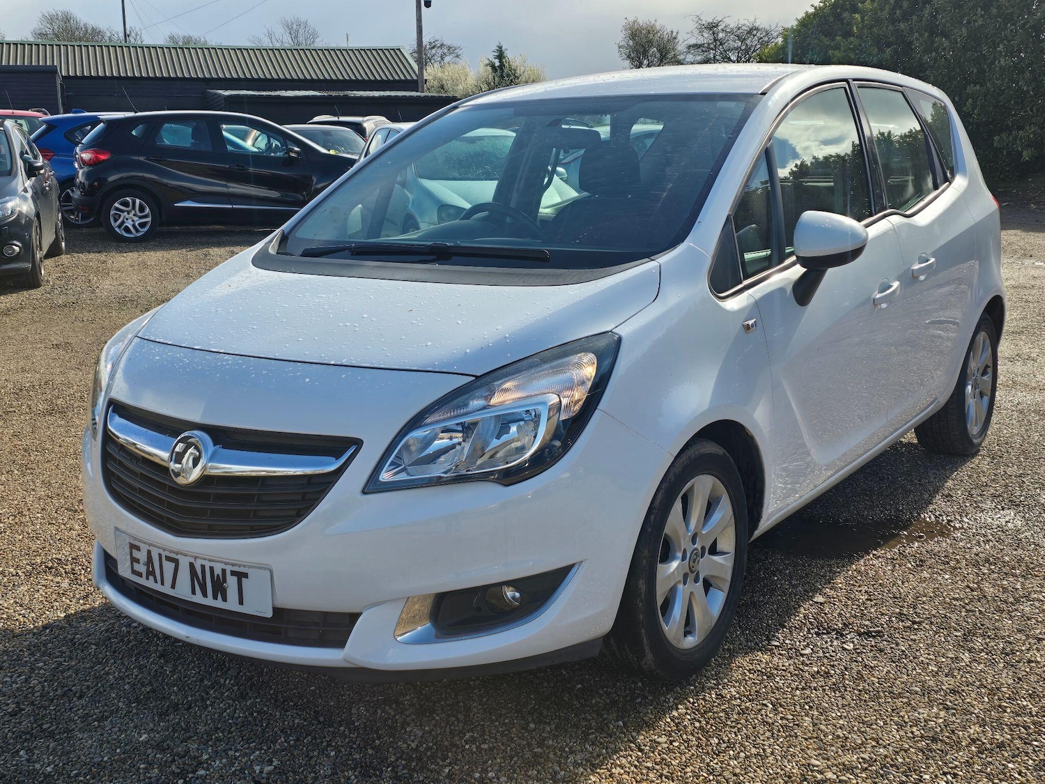 Used Vauxhall Meriva 2017 for sale - 78016046: Photo 2