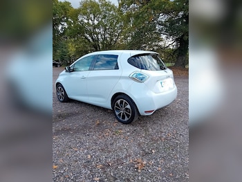 Used Renault Zoe 2018 for sale - 76360016: Photo