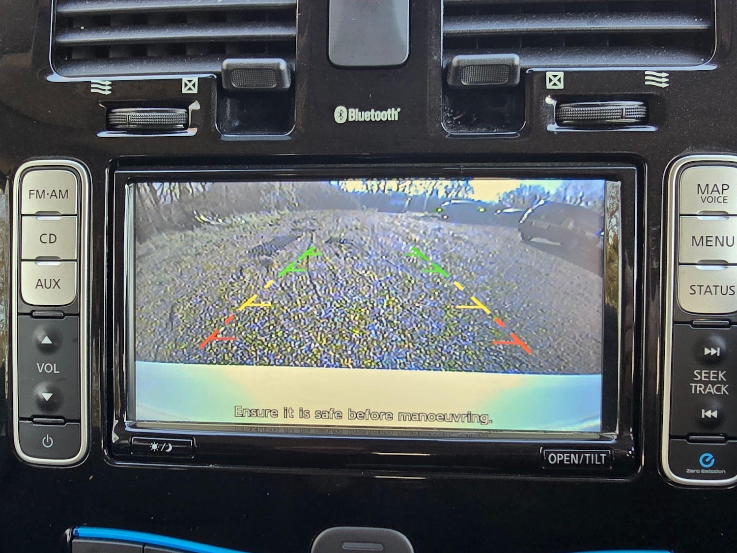 Used Nissan Leaf 2015 for sale - 77674000: Photo 12