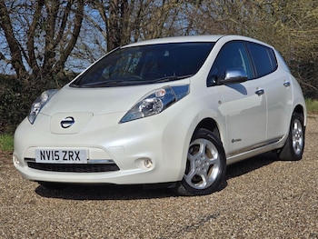 Used Nissan Leaf 2015 for sale - 77674000: Photo