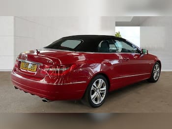 Used Mercedes-Benz E Class 2010 for sale - 79773462: Photo