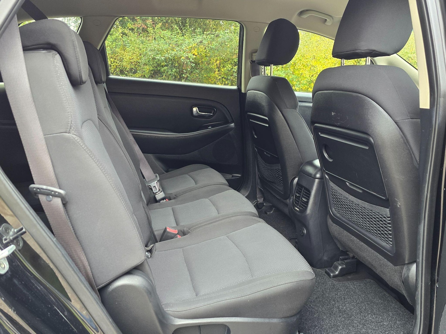 Used Kia Carens 2014 for sale - 76649568: Photo 8