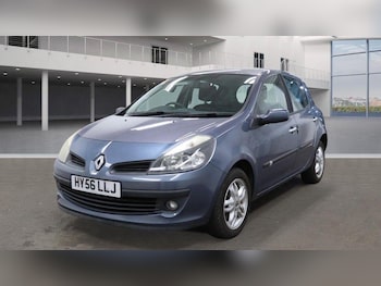 Used Renault Clio 2006 for sale - 76190059: Photo 2