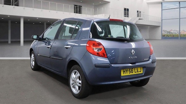 Used Renault Clio 2006 for sale - 76190059: Photo 3