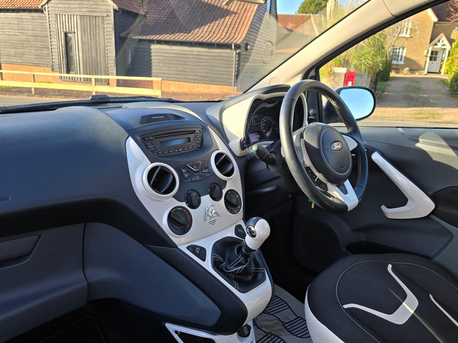 Used Ford Ka 2015 for sale - 76788480: Photo 18