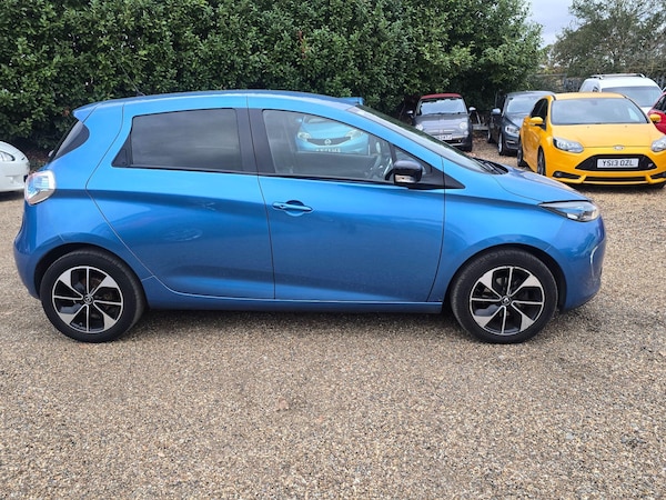 Used Renault Zoe for sale - 76284392: Photo 6
