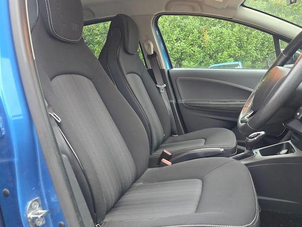 Used Renault Zoe for sale - 76284392: Photo 9