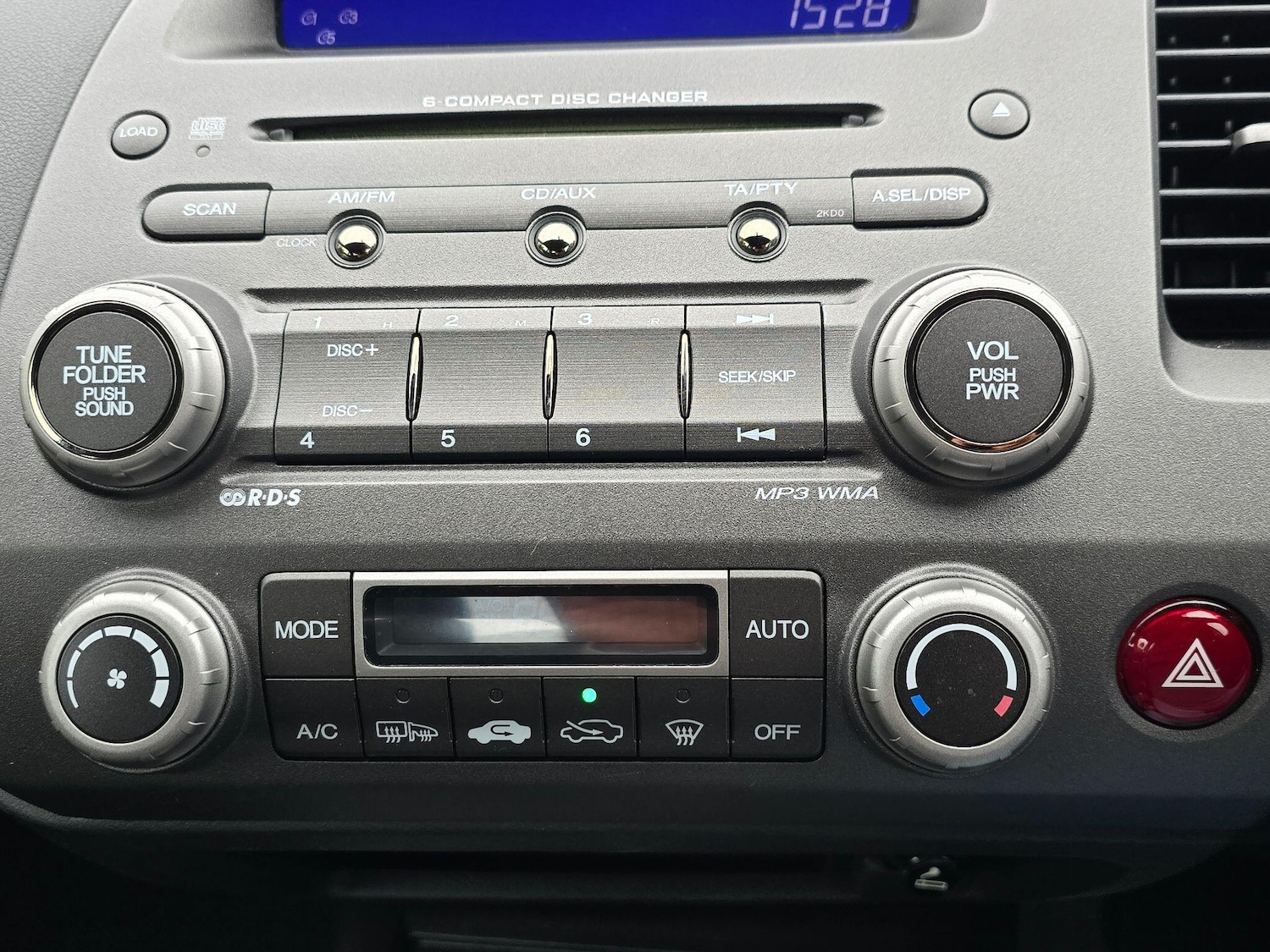 Used Honda Civic 2010 for sale - 76000584: Photo 12