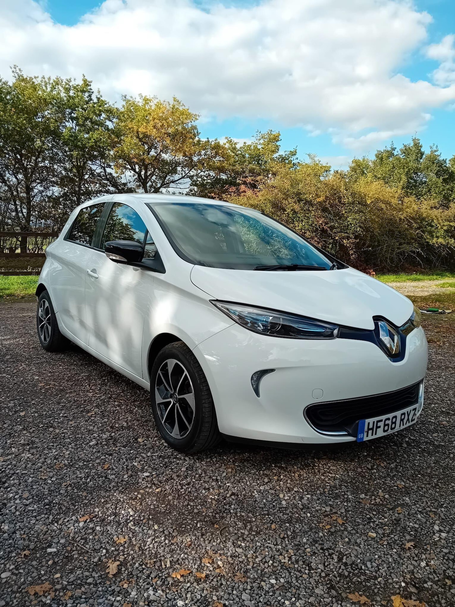 Used Renault Zoe for sale - 76649565: Photo 1