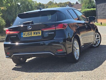 Used Lexus CT 2018 for sale - 76649548: Photo