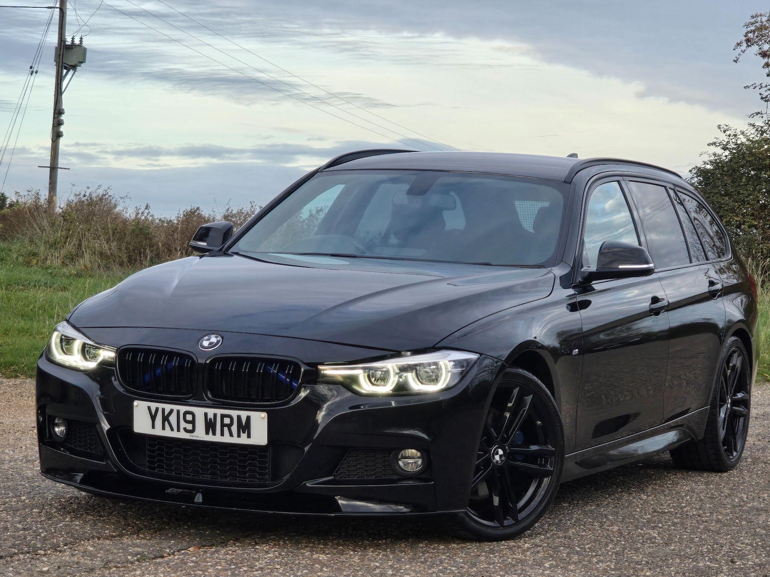 Used BMW 3 Series 2019 for sale - 76649547: Photo 2