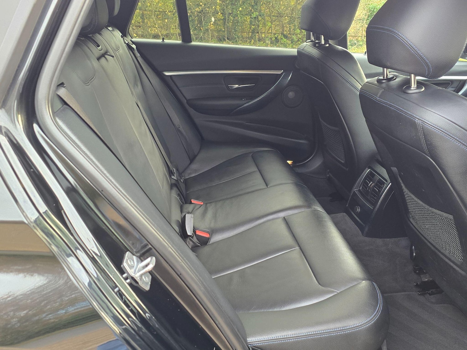 Used BMW 3 Series 2019 for sale - 76649547: Photo 26