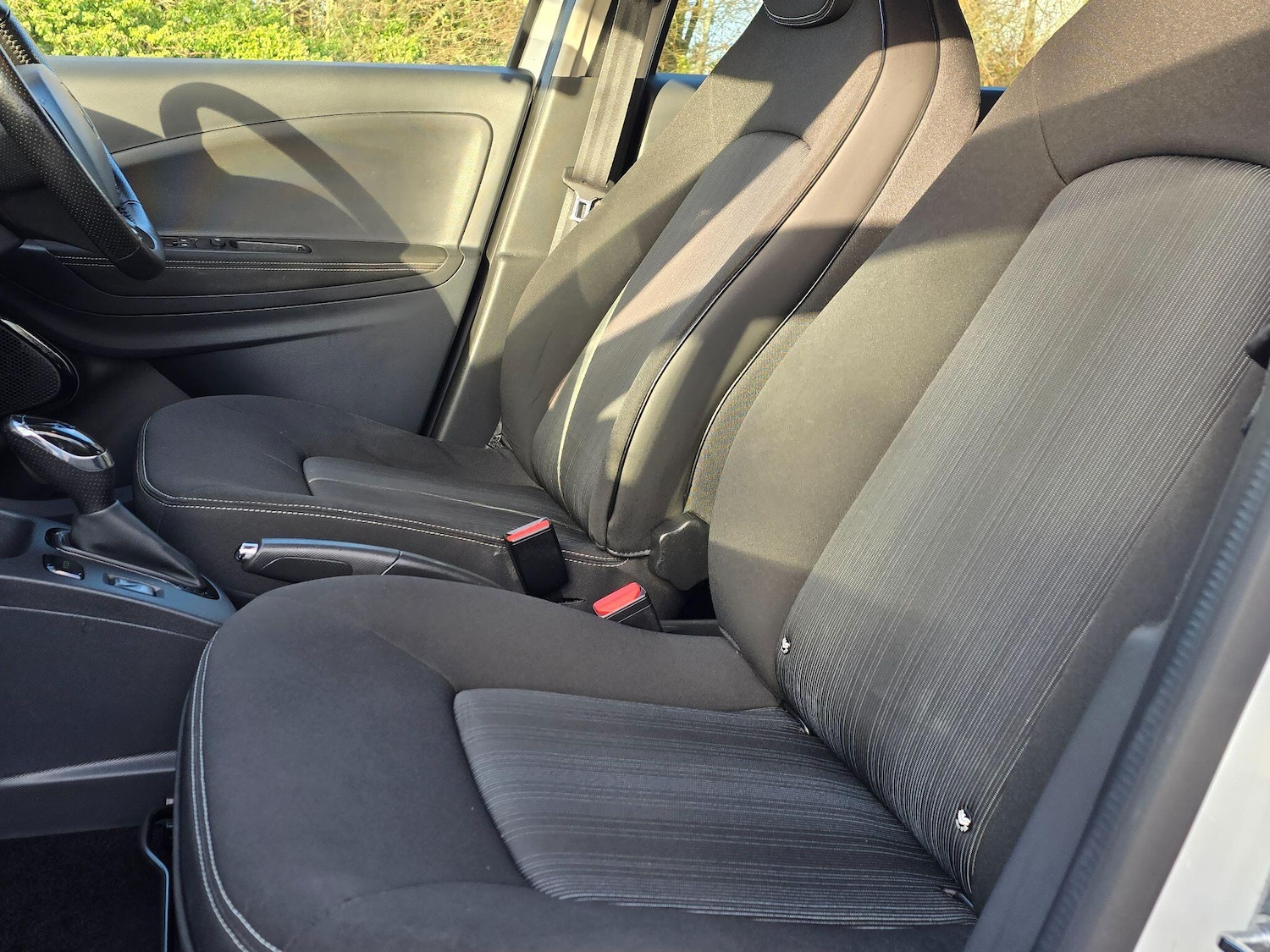 Used Renault Zoe for sale - 76739354: Photo 17