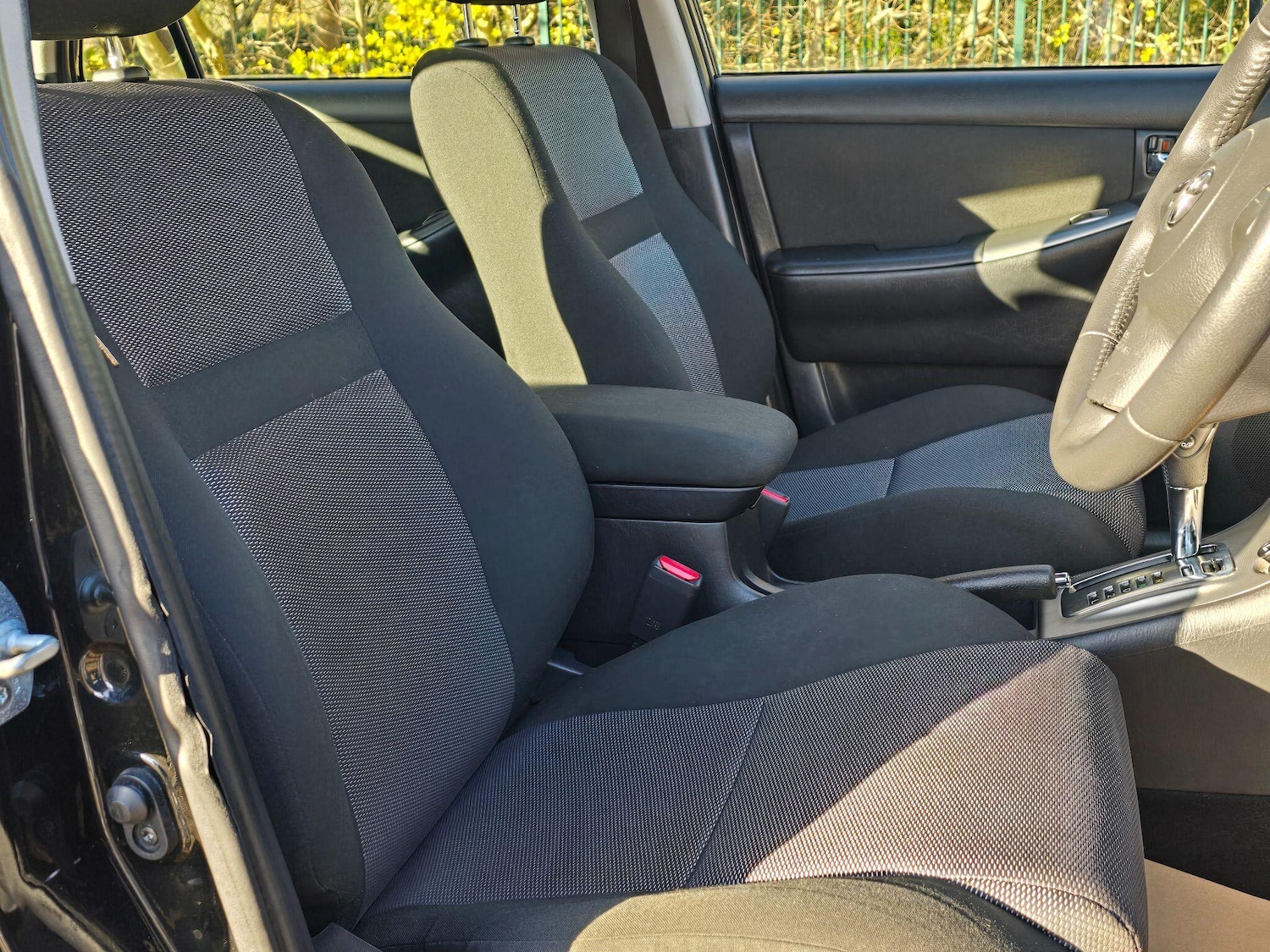 Used Toyota Corolla 2006 for sale - 76711918: Photo 18