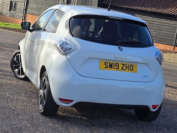 Used Renault Zoe 2019 for sale - 77077412: Photo