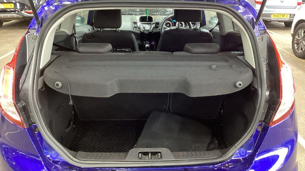 Used Ford Fiesta 2015 for sale - 76851348: Photo 7