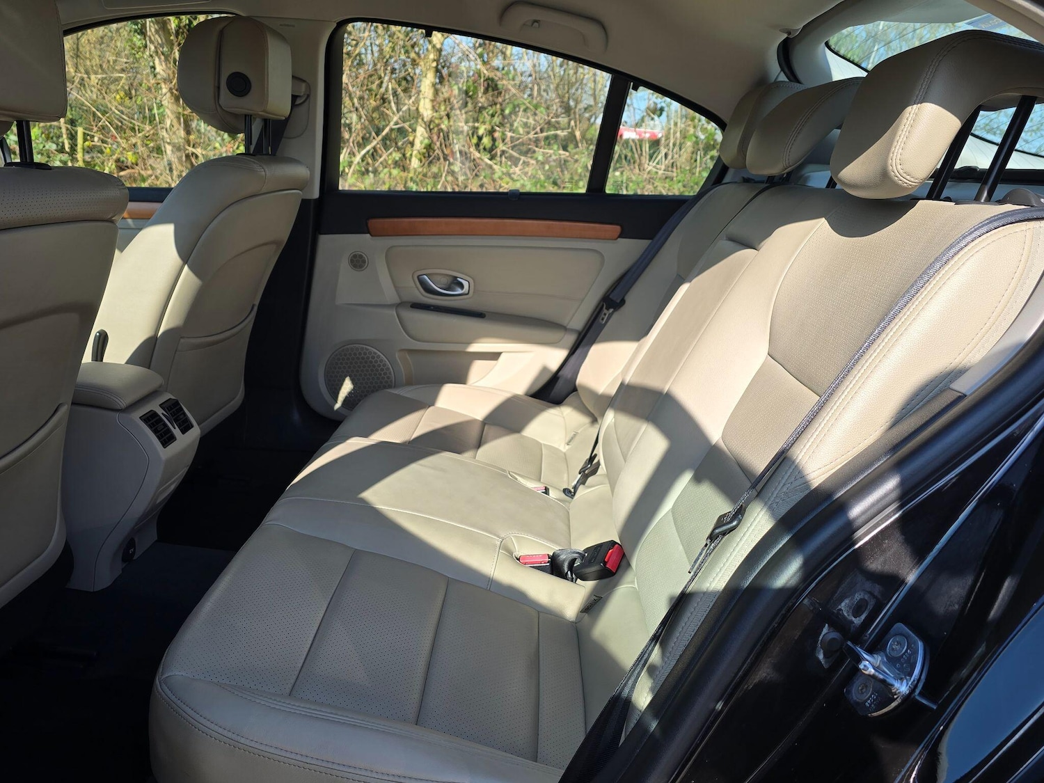 Used Renault Laguna 2010 for sale - 77779420: Photo 8