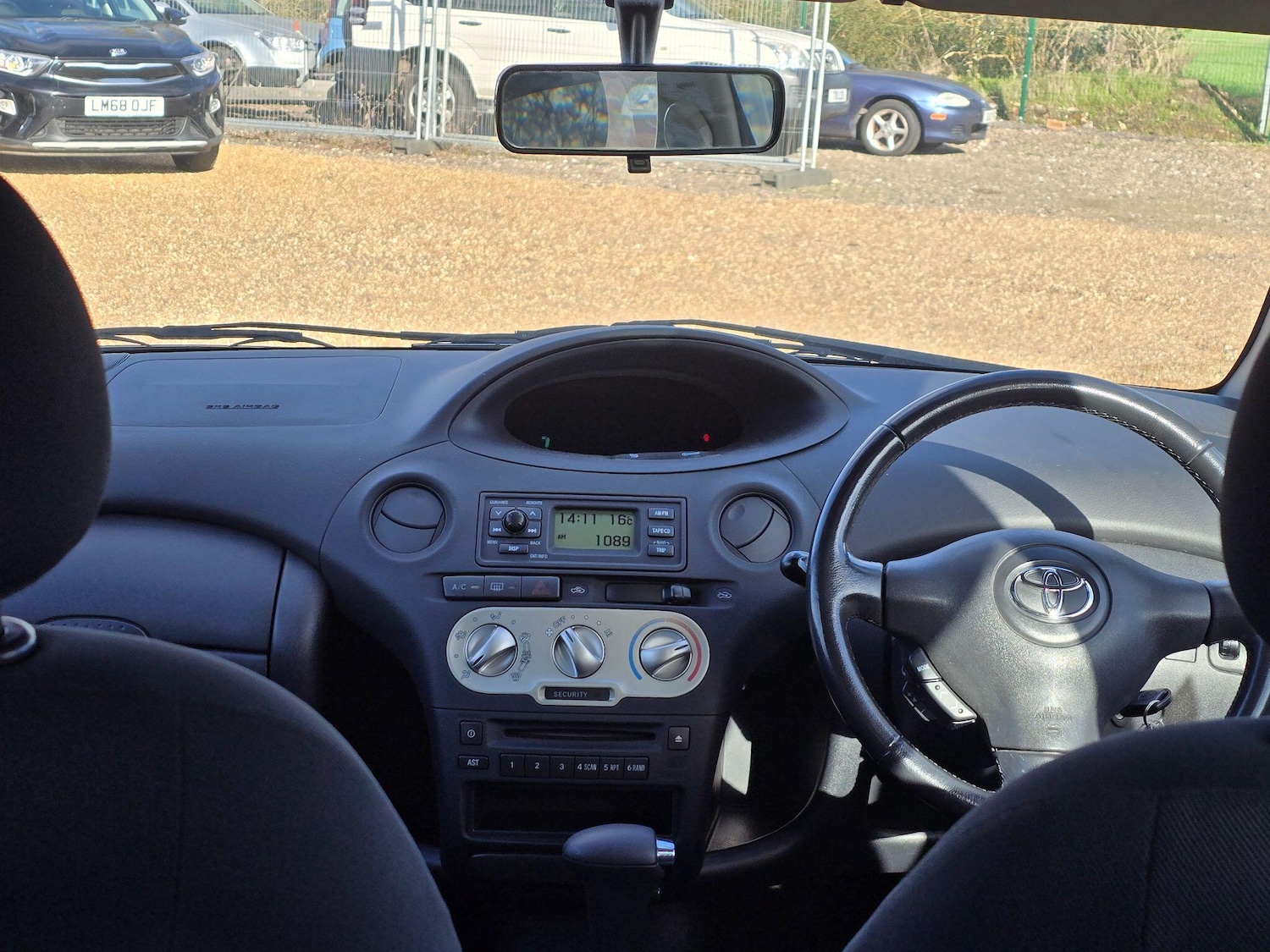 Used Toyota Yaris 2004 for sale - 77654091: Photo 10