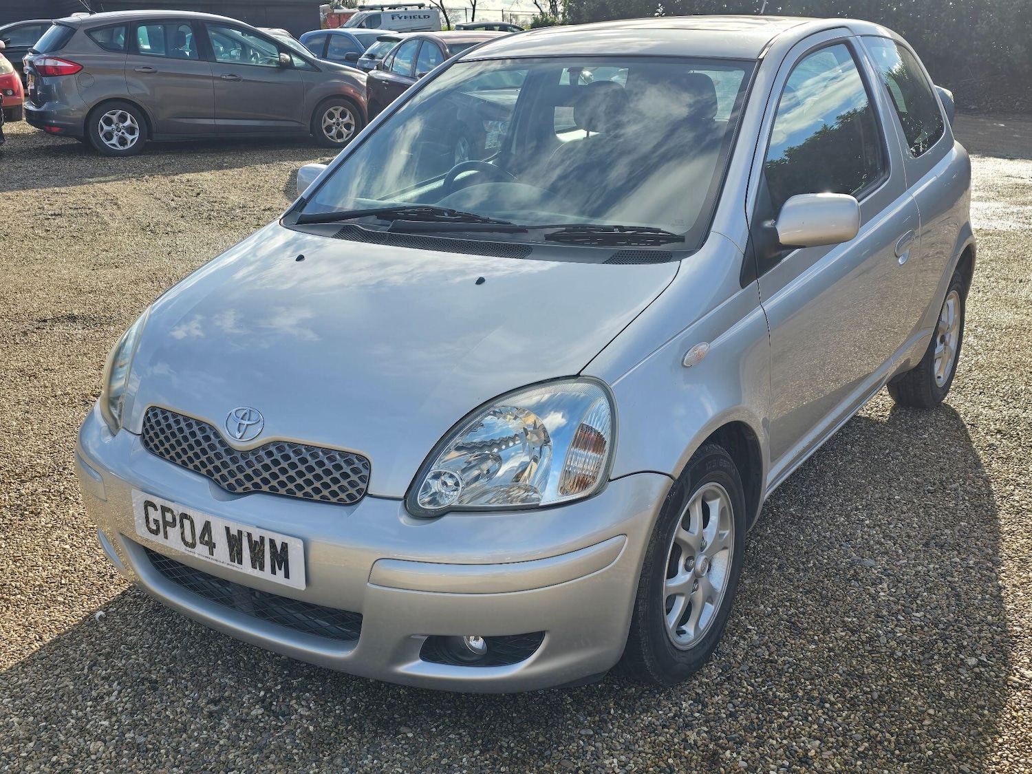 Used Toyota Yaris 2004 for sale - 77654091: Photo 2