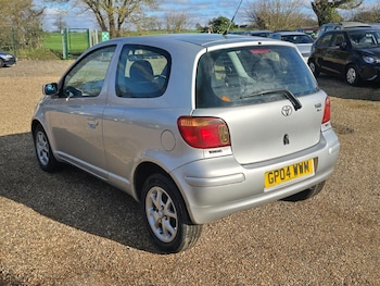 Used Toyota Yaris 2004 for sale - 77654091: Photo