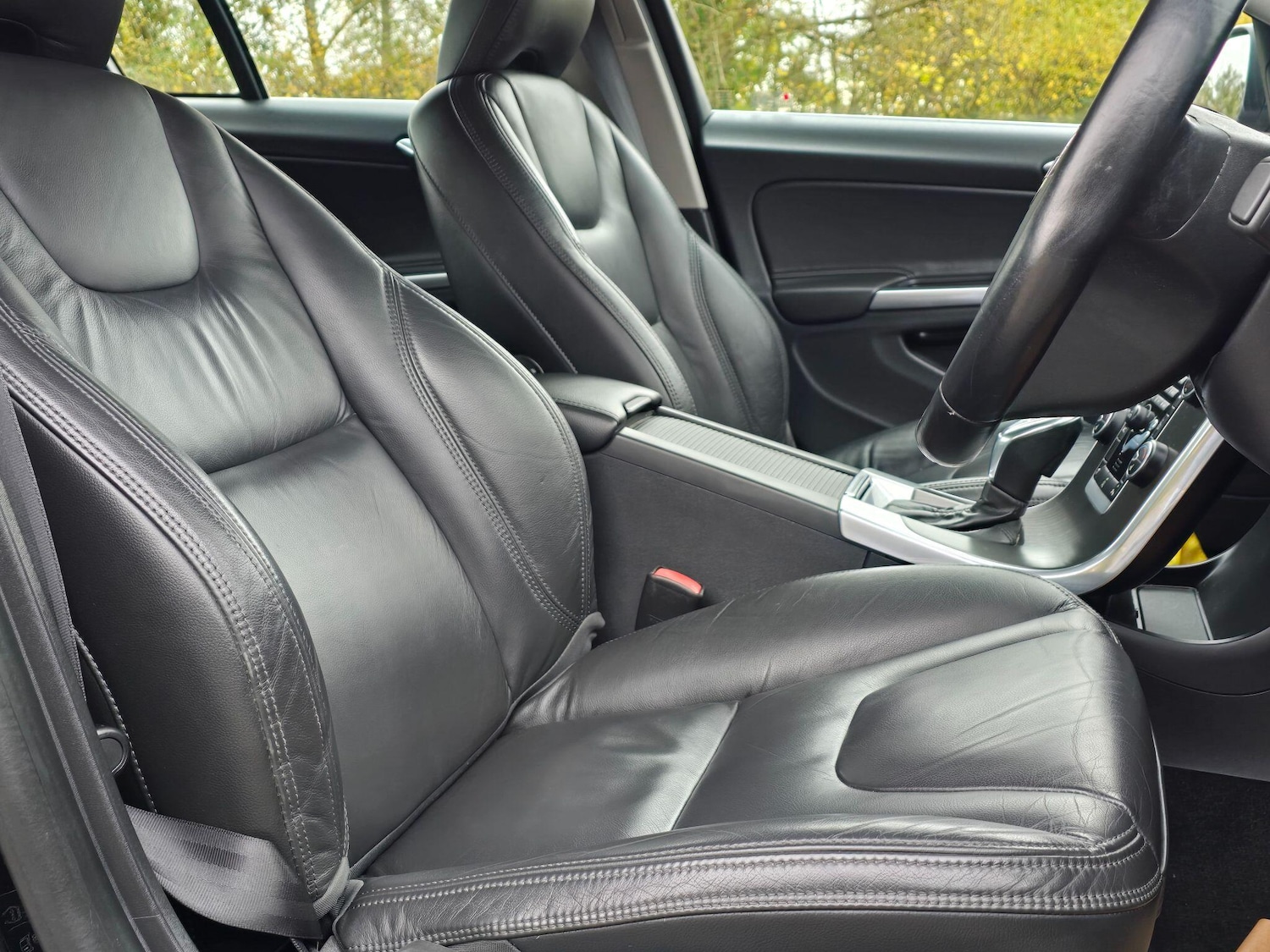 Used Volvo S60 2012 for sale - 76649563: Photo 7