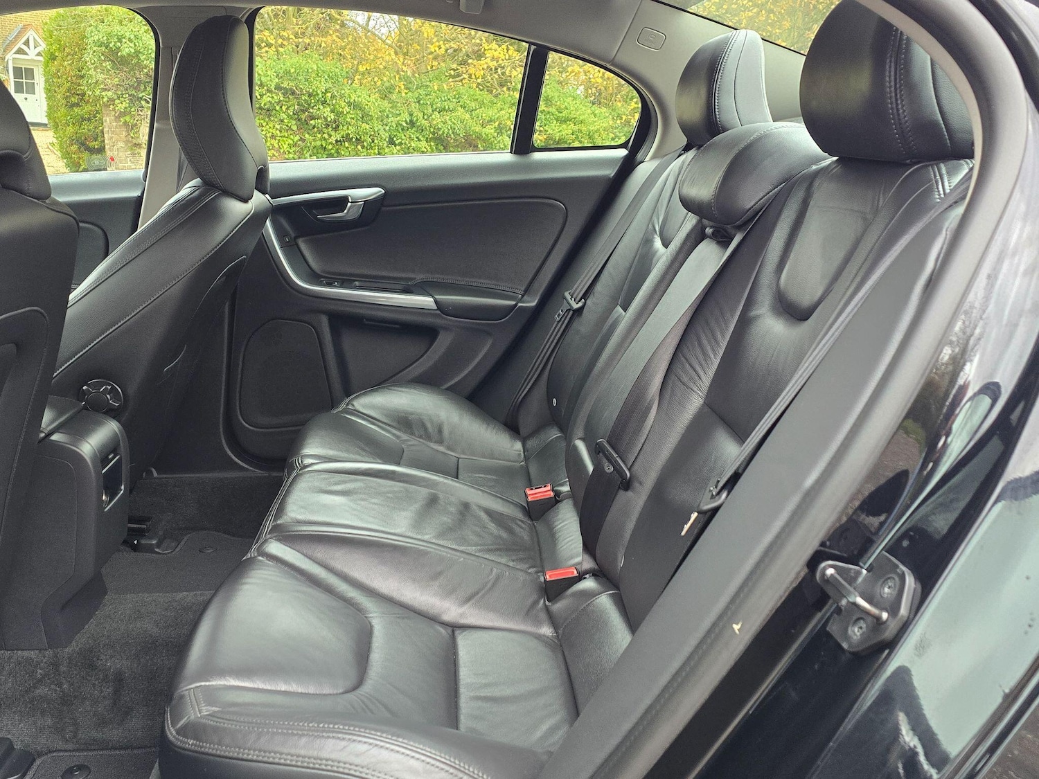 Used Volvo S60 2012 for sale - 76649563: Photo 8