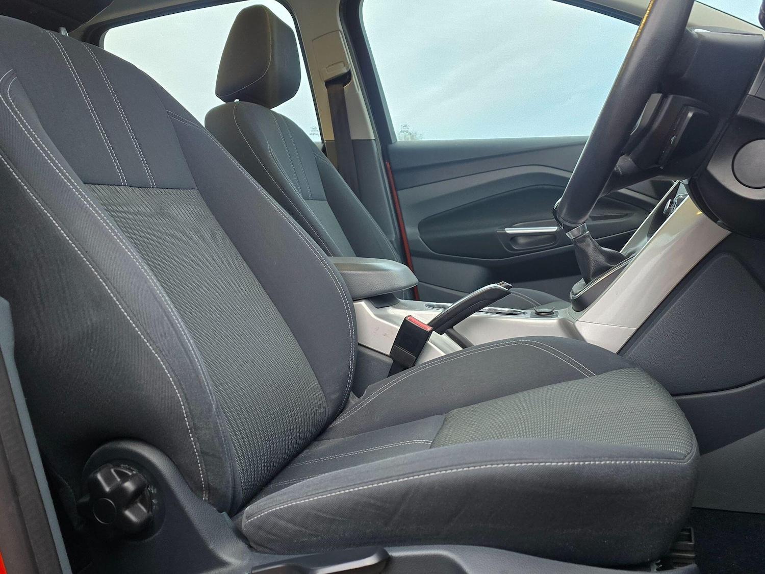 Used Ford C-Max 2011 for sale - 76836548: Photo 6