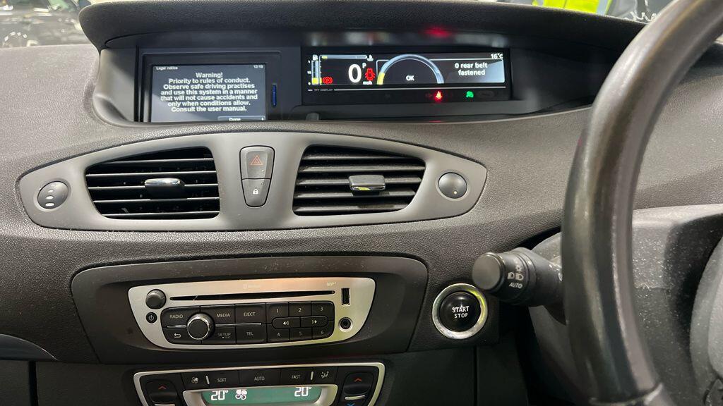 Used Renault Scenic 2015 for sale - 76649560: Photo 9