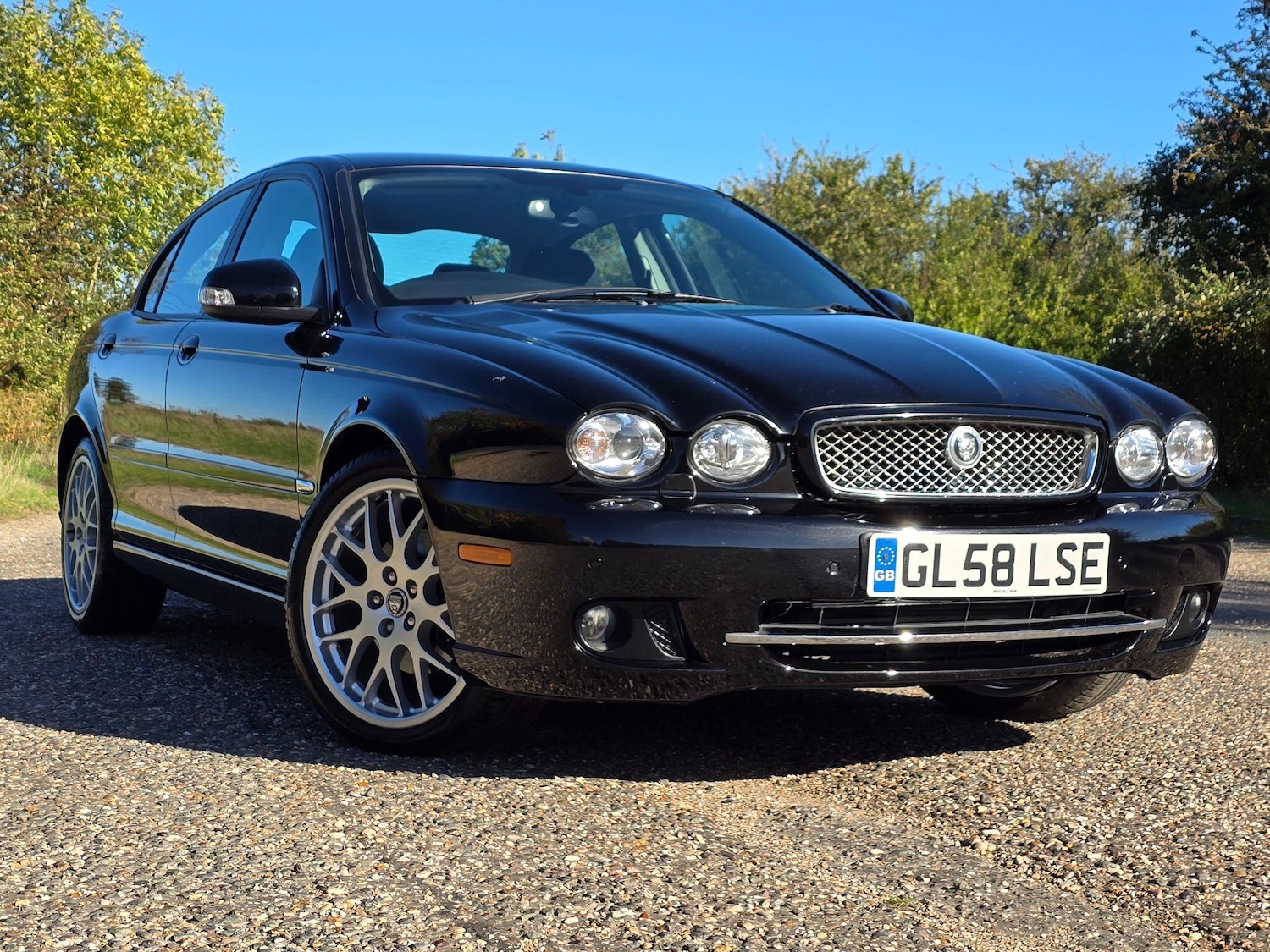 Used Jaguar X-Type 2009 for sale - 76649561: Photo 1