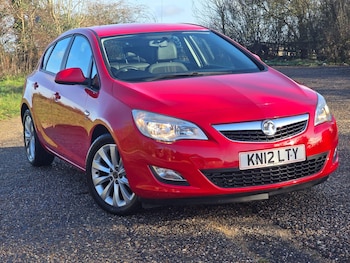 Used Vauxhall Astra 2012 for sale - 77018433: Photo