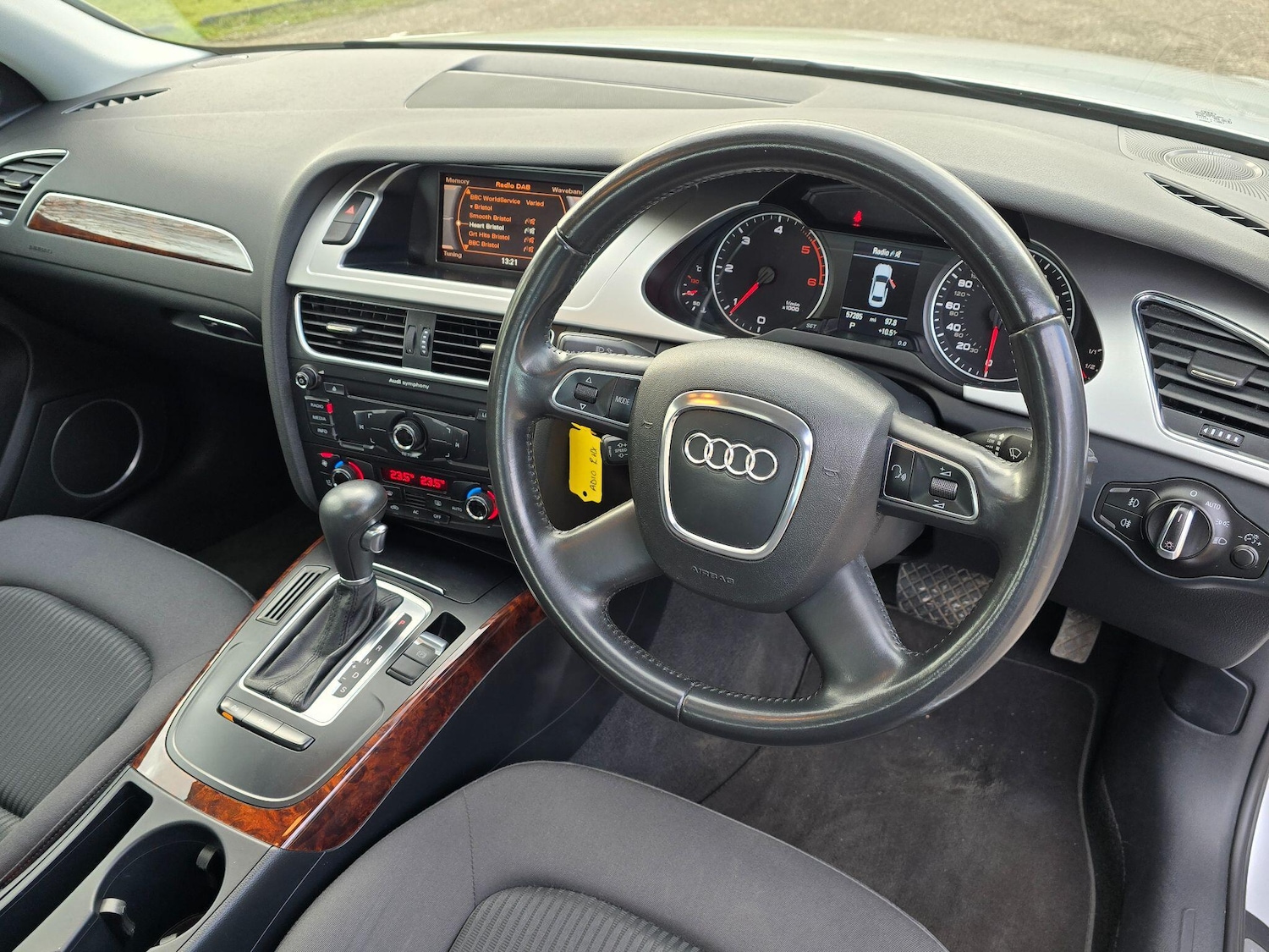 Used Audi A4 2010 for sale - 77648242: Photo 20