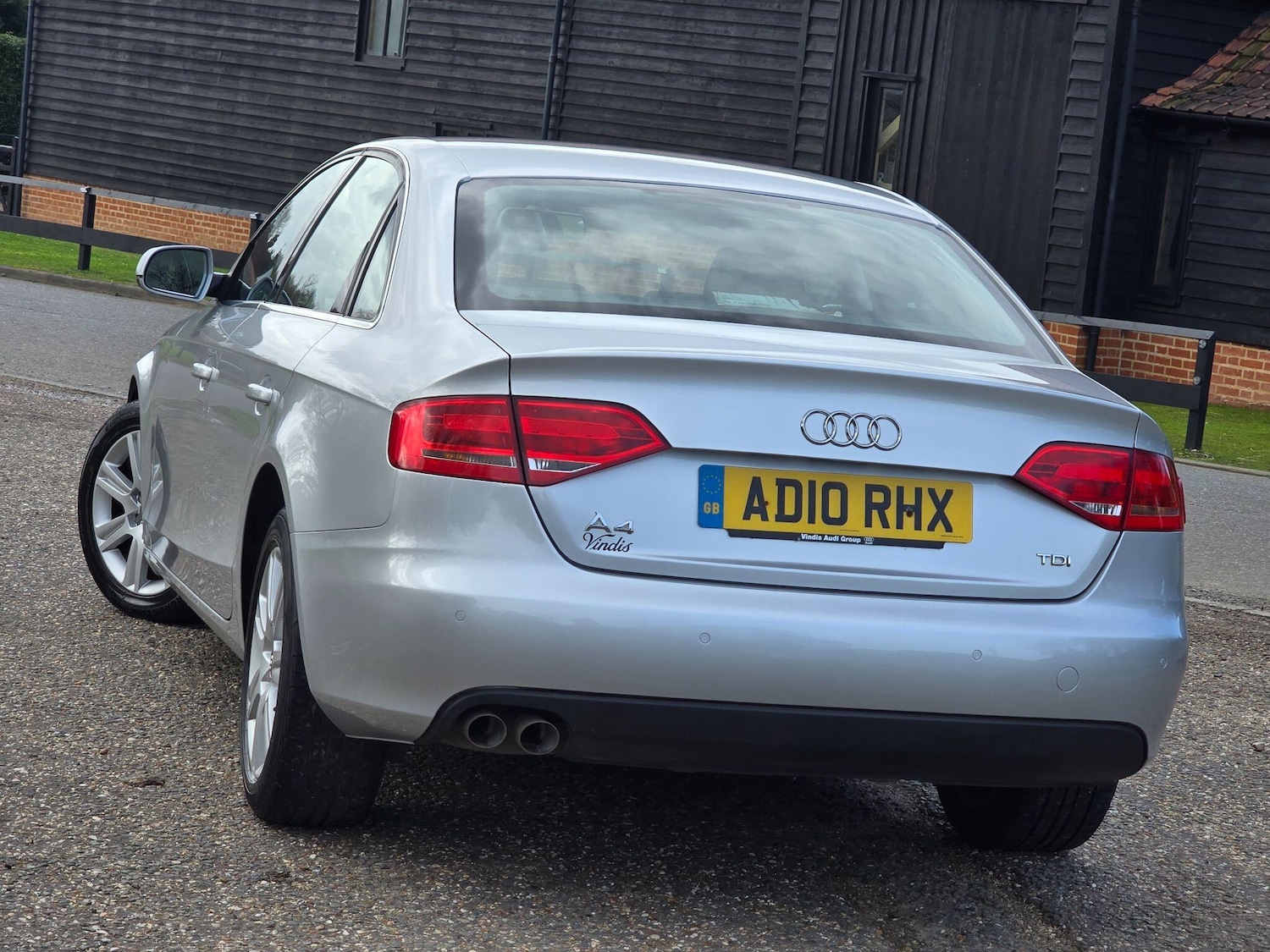 Used Audi A4 2010 for sale - 77648242: Photo 4