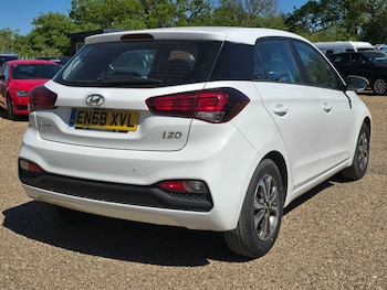 Used Hyundai i20 2019 for sale - 78445405: Photo