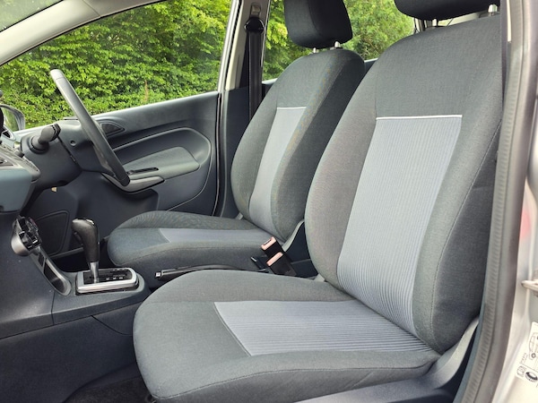 Used Ford Fiesta 2010 for sale - 75060063: Photo 19