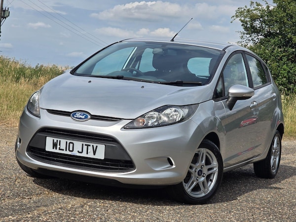 Used Ford Fiesta 2010 for sale - 75060063: Photo 2