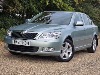 Used Skoda Octavia 2010 for sale - 76174738: Photo 2